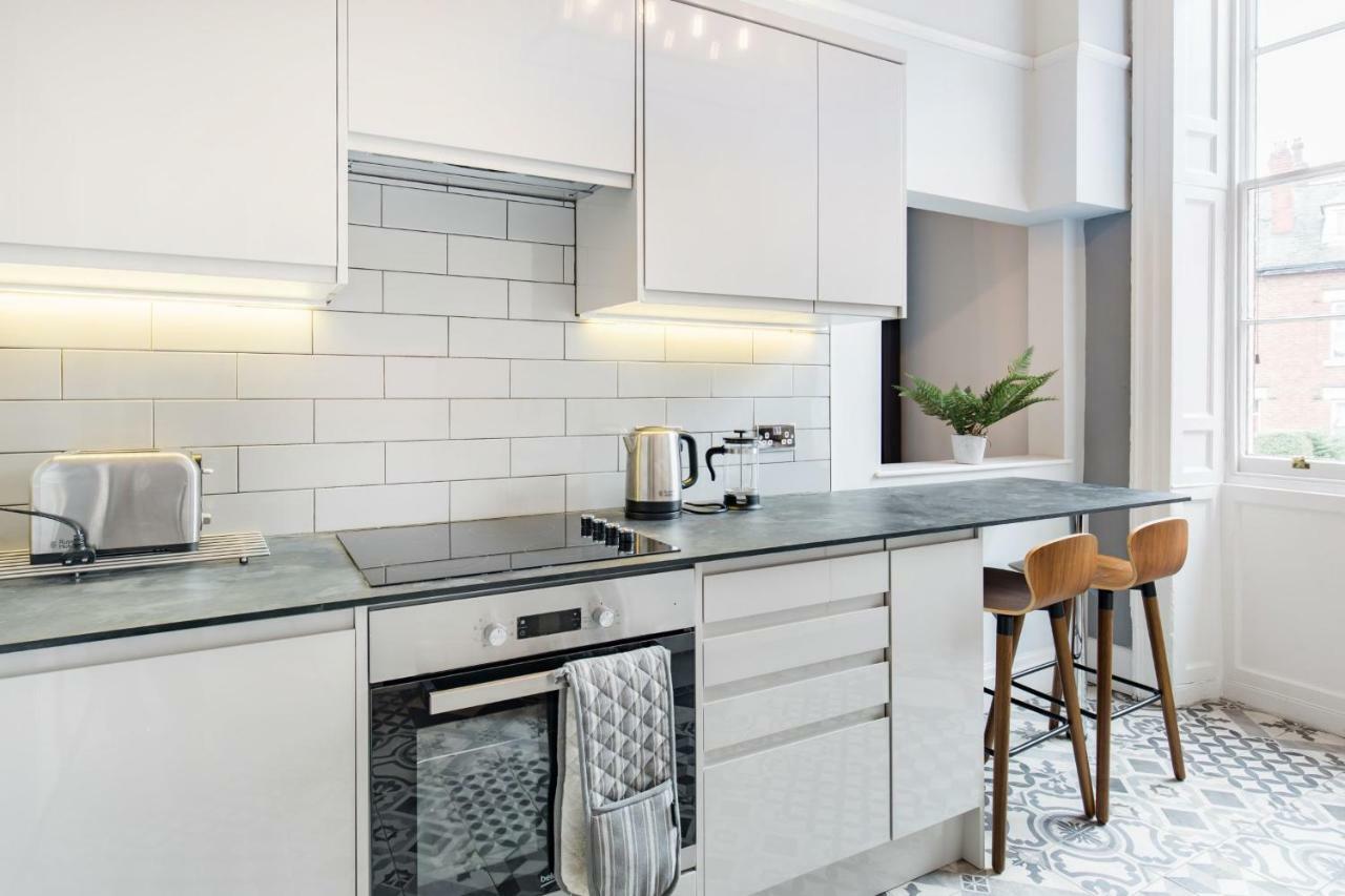 The Corson At Claremont Apartments Лийдс Екстериор снимка